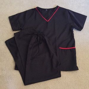 Scrub set black, medium petite. Sold as set